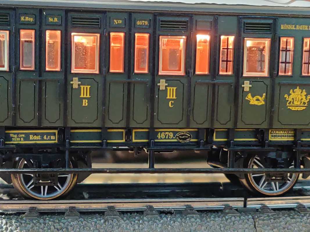 Märklin H0 AC 43984-04 Wagen mit Postabteil / Licht Kupplung / NEM / K.Bay.Sts.B.