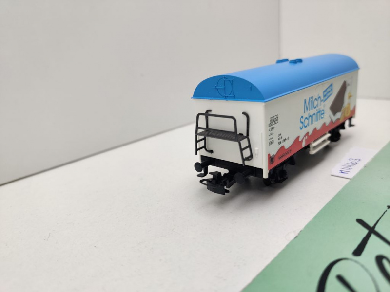 Märklin H0 AC 44203 gedeckter Güterwagen "Milchschnitte" Ichqrs377 / Privat