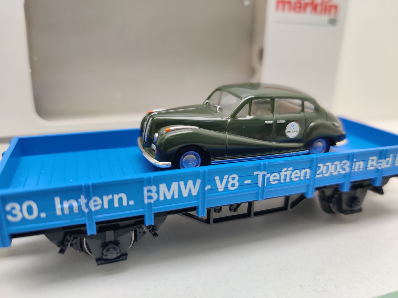 Märklin H0 AC 4423 Niederbord-Set "30.Int.BMW V8 Treffen" + Herpa BMW502 / OVP weiß