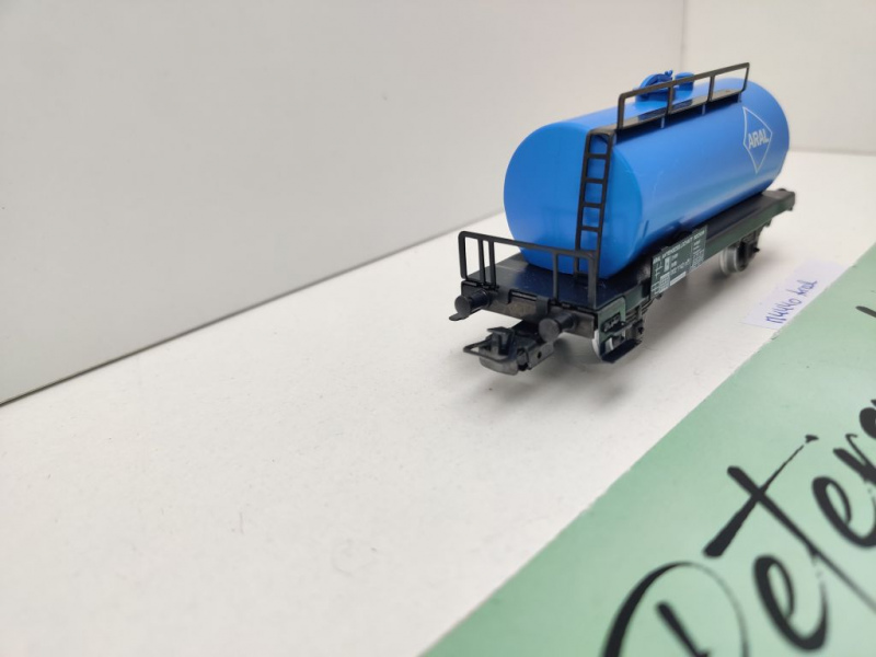 Märklin H0 AC 4440 Kesselwagen "ARAL" Zk / Kessel Blau / DB