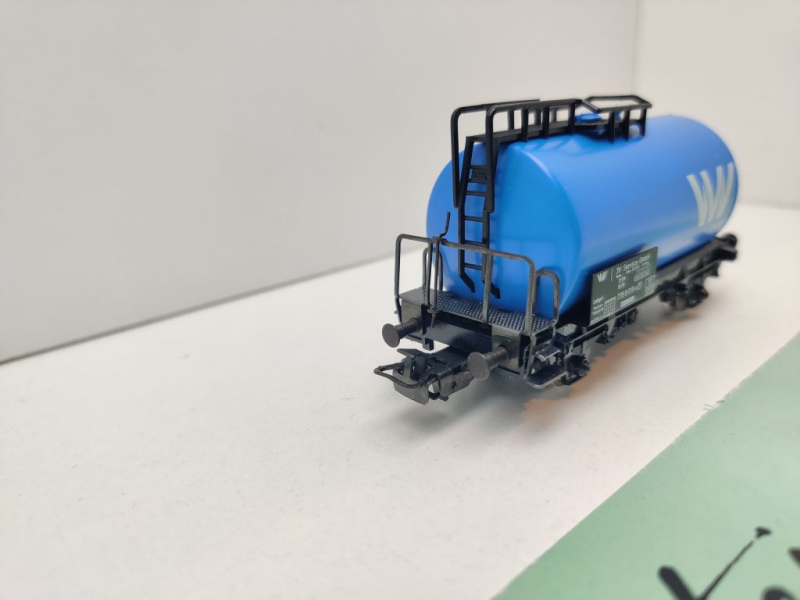 Märklin H0 AC 4440 Kesselwagen "VVV" / DB (2)