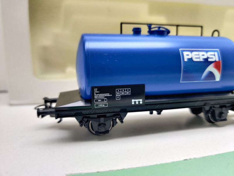 Märklin H0 AC 44562.001 Kesselwagen-Set "Pepsi" + "7.up" Zc / Rarität / SJ / EVP weiß
