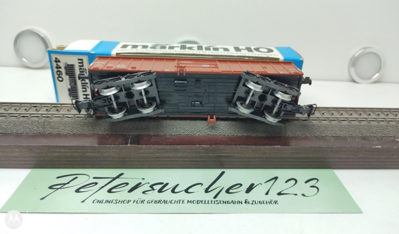 Märklin H0 4460 Gedeckter Güterwagen 4-Achser Braun DB Blaue OVP