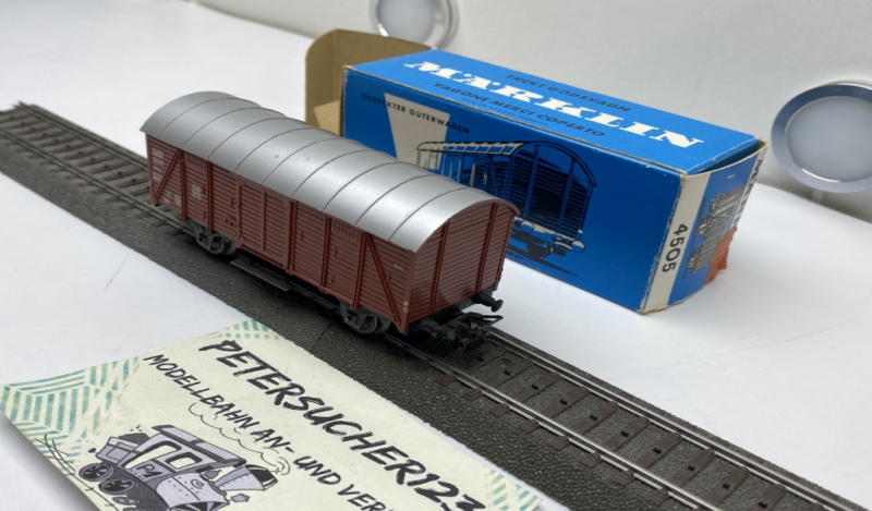 Märklin H0 AC 4505 Gedeckter Güterwagen / Gm 39 / DB / OVP blau