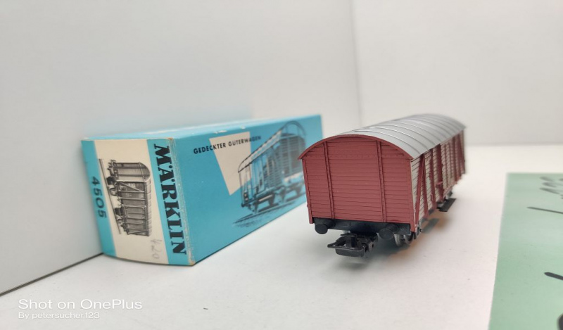 Märklin H0 AC 4505 Gedeckter Güterwagen / Gm 39 / DB / OVP hellblau