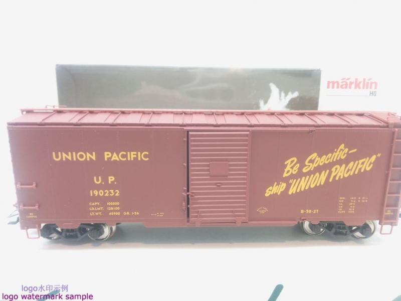 Märklin H0 AC 45646-6 US Güterwagen "UNION PACIFIC" B-50-27 / NEM / U.P. / OVP weiß