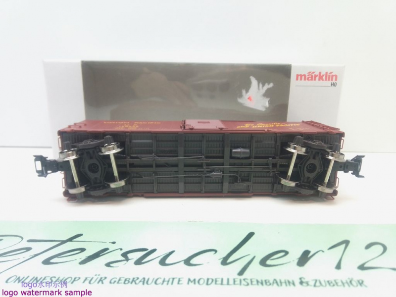 Märklin H0 AC 45646-6 US Güterwagen "UNION PACIFIC" B-50-27 / NEM / U.P. / OVP weiß