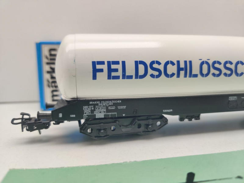 Märklin H0 AC 4632 Lebensmittel-Kesselwagen "Feldschlösschen" Uah / SBB / OVP blau