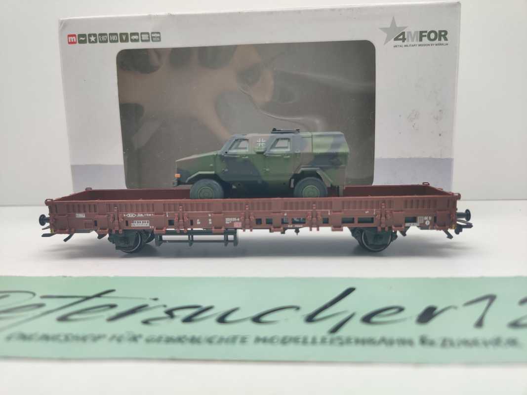 Märklin H0 46952 4MFOR Panzerwagen-Transport mit "Dingo" Kbs443 / NEM / DB / OVP