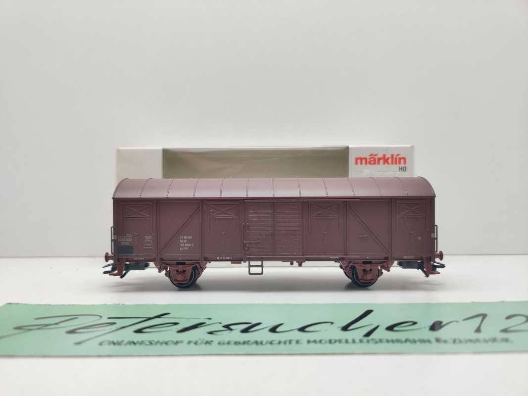 Märklin H0 47329 / zweiachsiger gedeckter Güterwagen der Bauart Gbs 254 / DB
