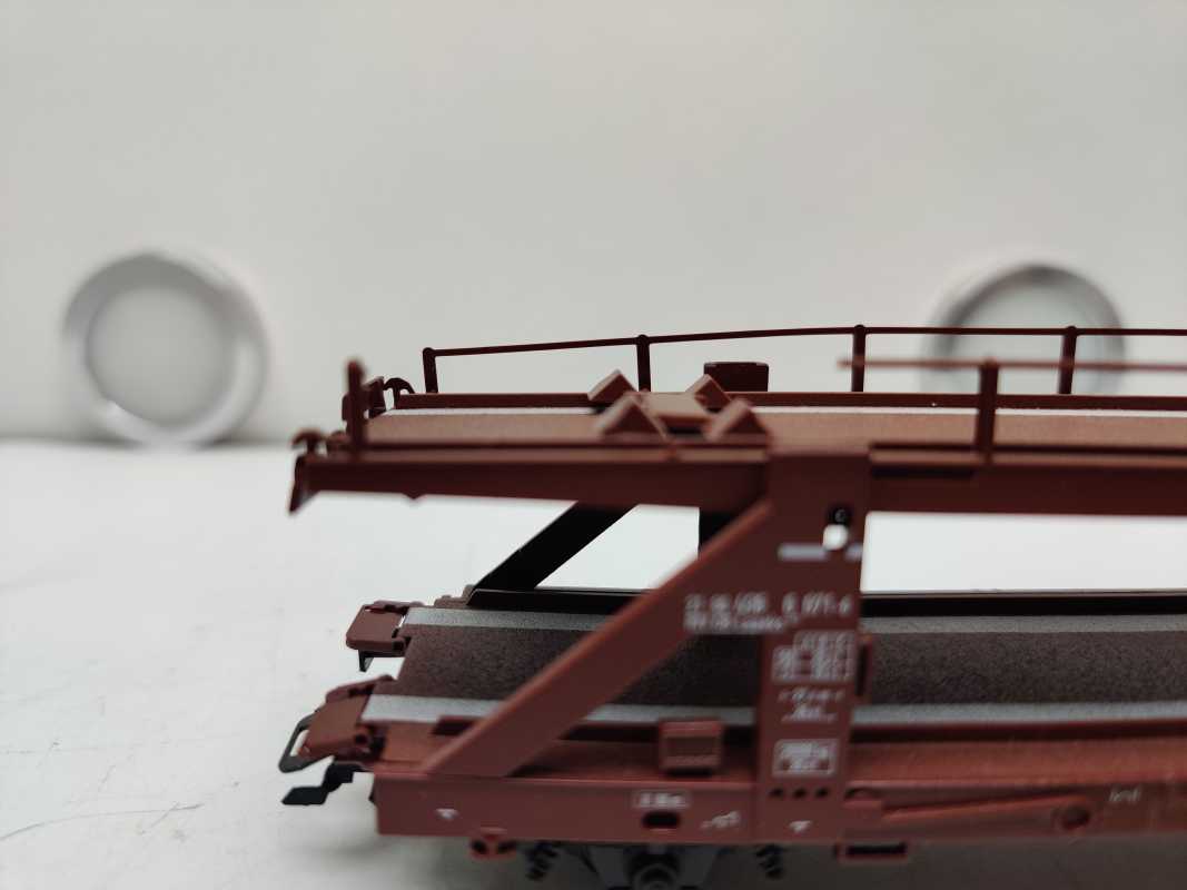 Märklin H0 AC 4712 Doppel-Autotransportwagen der Bauart Laaeks 553 / NEM / DB