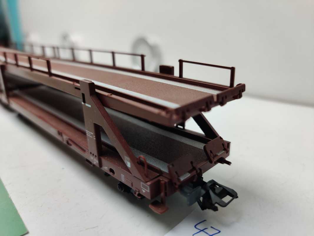 Märklin H0 AC 4712 Doppel-Autotransportwagen der Bauart Laaeks 553 / NEM / DB