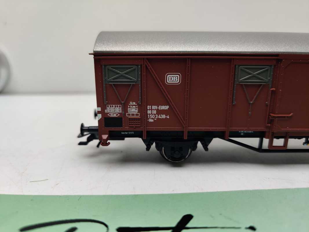 Märklin H0 47329 gedeckter Güterwagen 438-4 Gbs 254 / NEM / DB / OVP