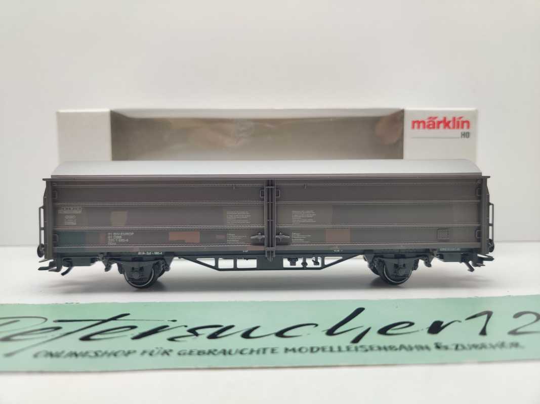 Märklin H0 47329 / zweiachsiger gedeckter Güterwagen der Bauart Gbs 254 / DB
