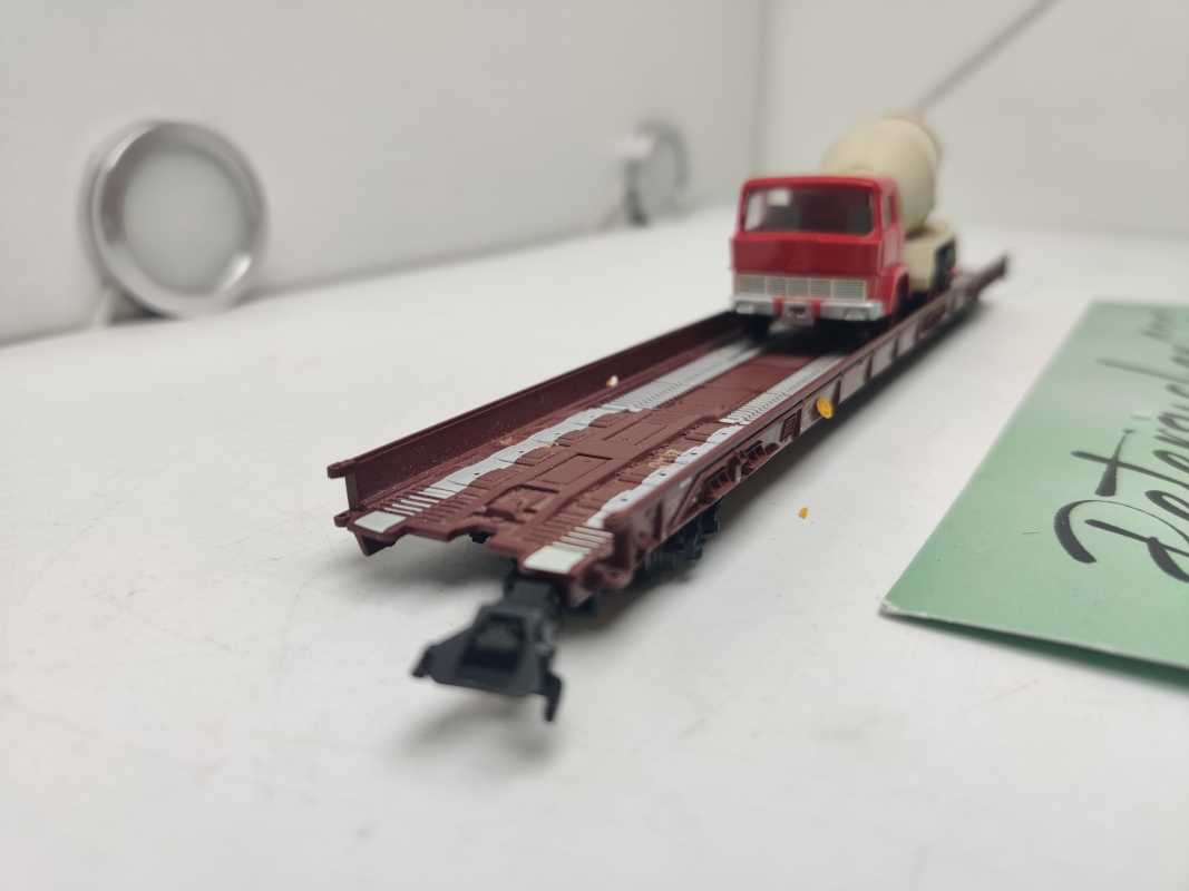 Märklin H0 AC 4740 Niederflurwagen "Rollende Landstr." / Saadkms 690 / DB / LKW - Betonmischer