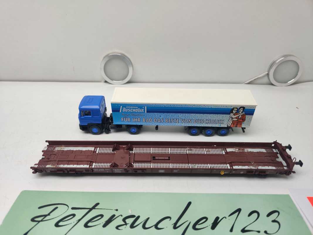 Märklin H0 AC 4740 Niederflurwagen "Rollende Landstr." / Saadkms 690 / DB / LKW