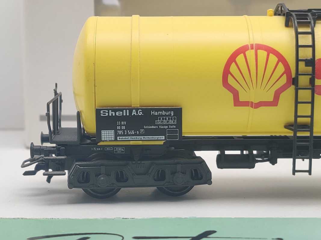 Märklin H0 4756 Mineralöl-Kesselwagen "SHELL" / NEM / Privat, DB / OVP weiß