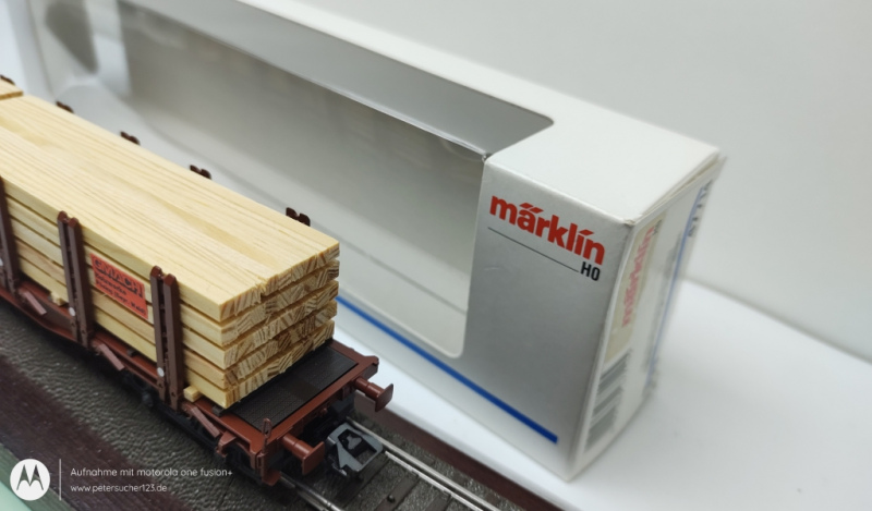 Märklin H0 AC 47714 Rungenwagen mit Holzladung  DB Weiße OVP