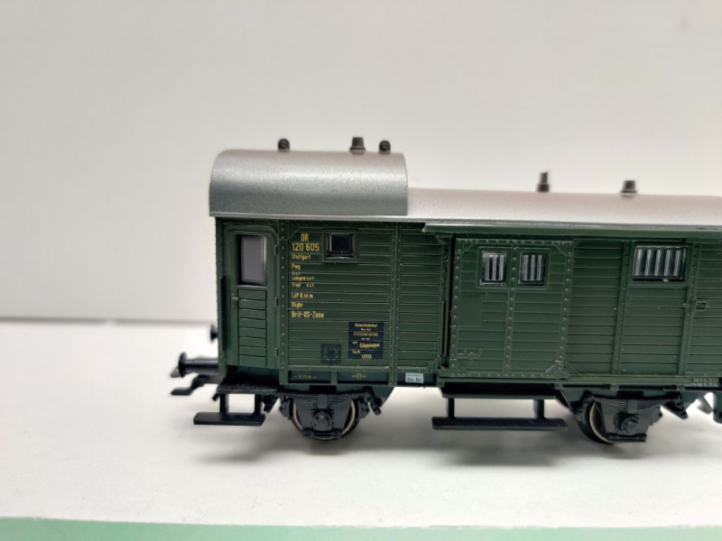 Märklin H0 AC 47891 1x Güterzug-Begleitwagen aus Set / Pwg pr 14 / NEM / DR GB-US