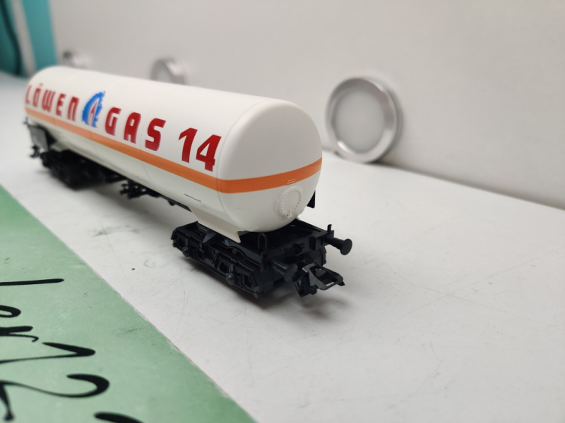 Märklin H0 AC 4798 Kesselwagen "LÖWEN GAS 14"/ DB