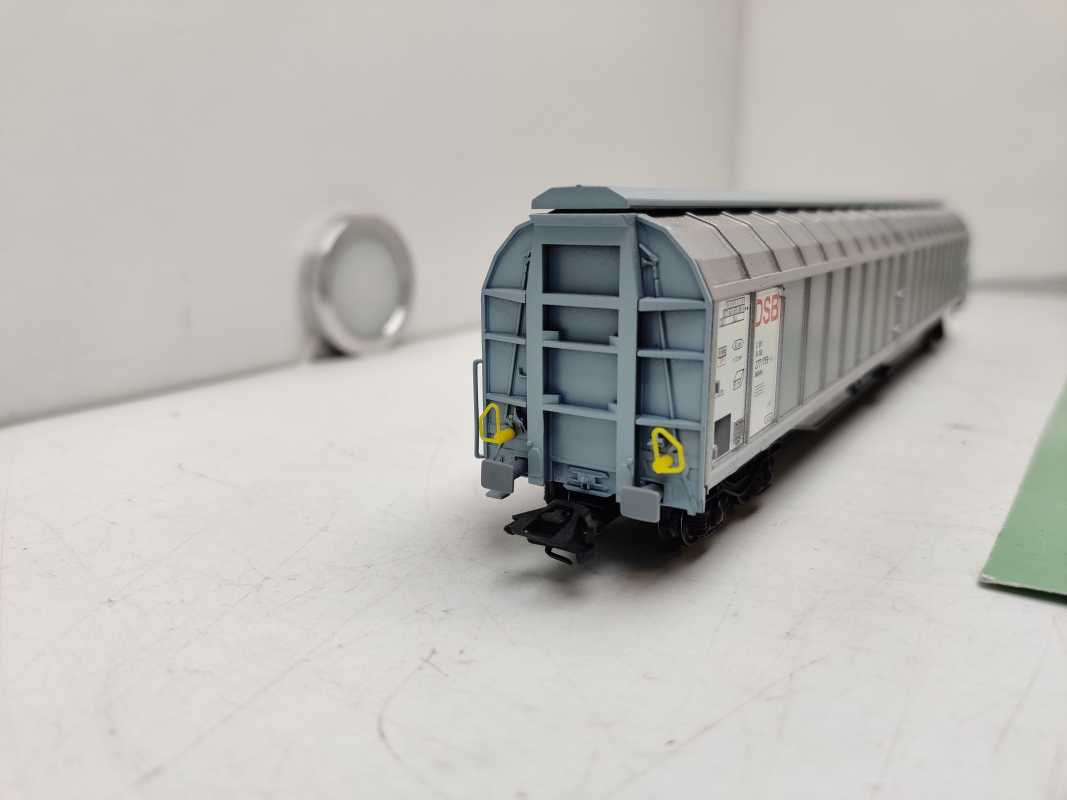 Märklin H0 AC 48057 / moderner Großraum-Schiebewandwagen der Bauart Habbins / NEM / DSB
