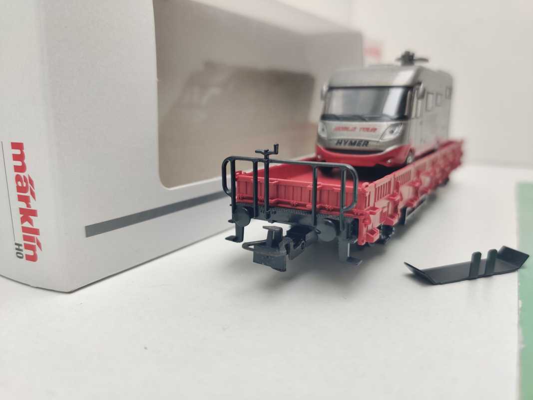 Märklin H0 AC 48611 1.FCM JW'11 "Looney Tunes" Niederbordwg + Wohnmobil / OVP weiß