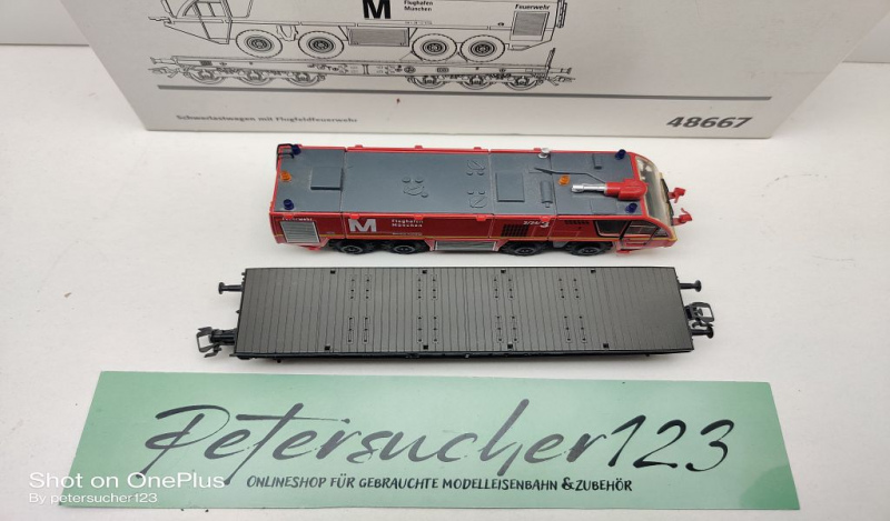 Märklin H0 AC 48667 Schwerlastwagen mit Flugfeldfeuerwehr / NEM / DB / OVP weiß
