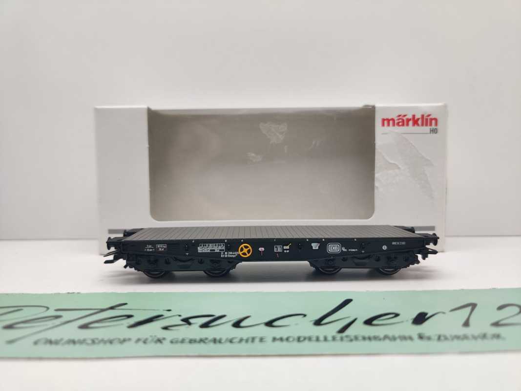 Märklin H0 47329 / zweiachsiger gedeckter Güterwagen der Bauart Gbs 254 / DB