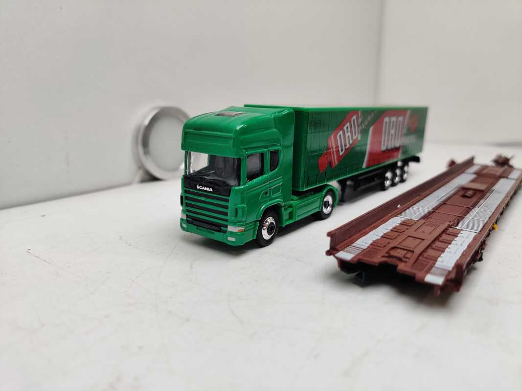 Märklin H0 AC 498 3 182-4 / rollende Landstraße / LKW ORO / NEM / DB