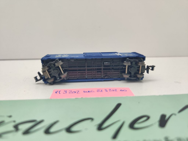 Minitrix N DC 51 3202 00 40' ged. Güterwagen Holzwände "BM" / B&M