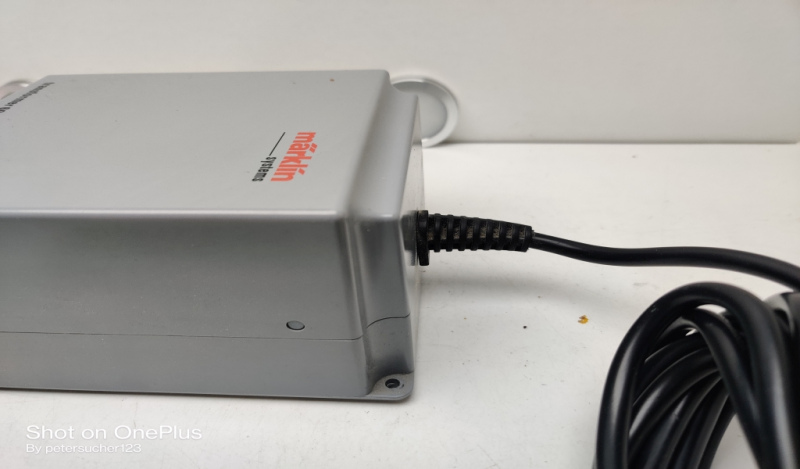Märklin 60052 Trafo / 230 V / 50-60 HZ / 16 V / 60 VA / Grau