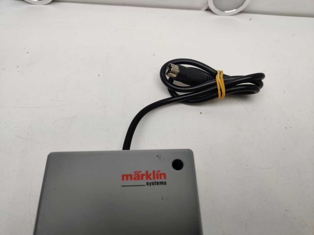 Märklin 60125 Digitaler Bus-Verteiler / Terminal-Verlängerung