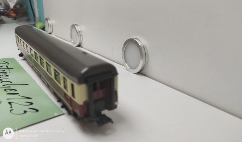 Märklin H0 AC 43858 / 618019 Personenwagen / 1.Kl. / Licht /  Beige - Rot / DB