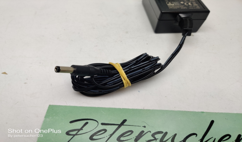 Märklin 66360 Trafo / 220-240V / 50-60Hz / 18 VDC / 36 W / Schwarz