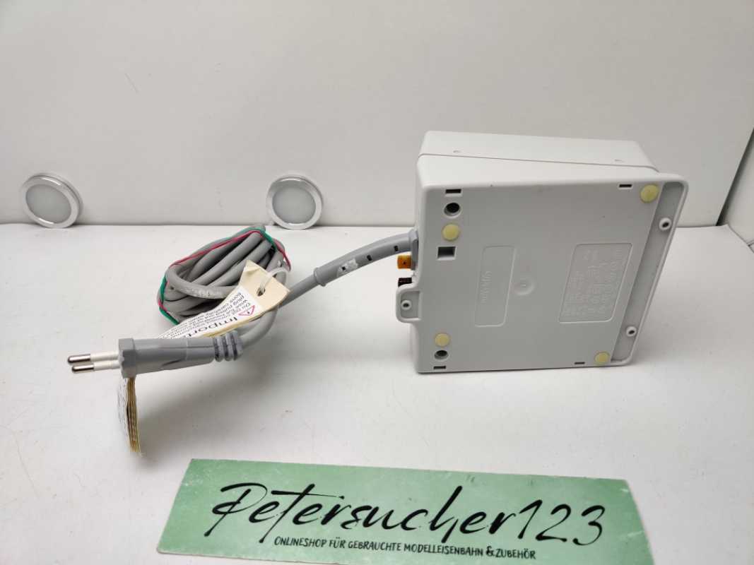 Märklin 6647 / Transformer 32 VA / Weiß