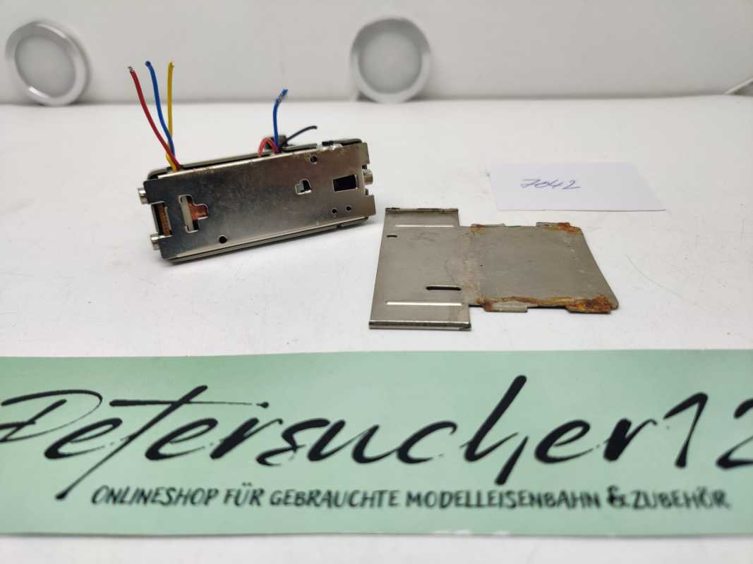 MÄRKLIN H0 1 x Hauptsignal / Sperrsignal 7042 / M-Gleis / Kurze Kabel