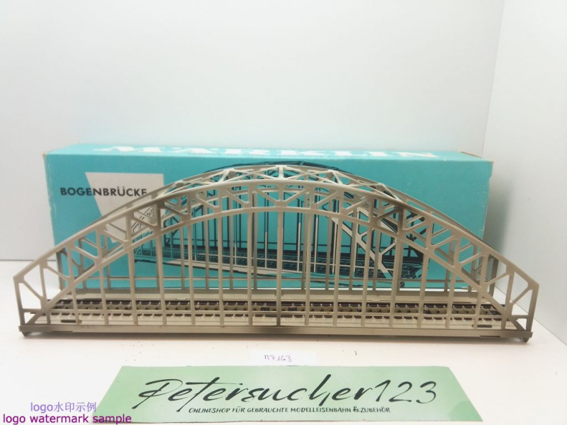 MÄRKLIN H0 AC 7163 1x Bogenbrücke Blech für M-Gleis / OVP hellblau