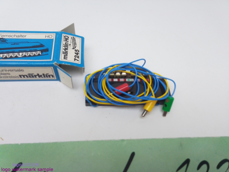 Märklin H0 7245 Universal-Fernschalter  / OVP