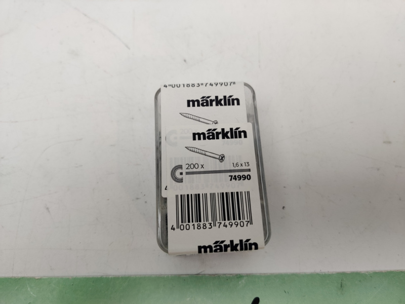 Märklin H0 74990 / 200 Schrauben  C-Gleis  / OVP