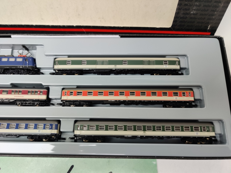Märklin Z DC 81435  Schnellzugpackung „Olympia-Zug D 611“ von 1972/ DB / Analog / OVP