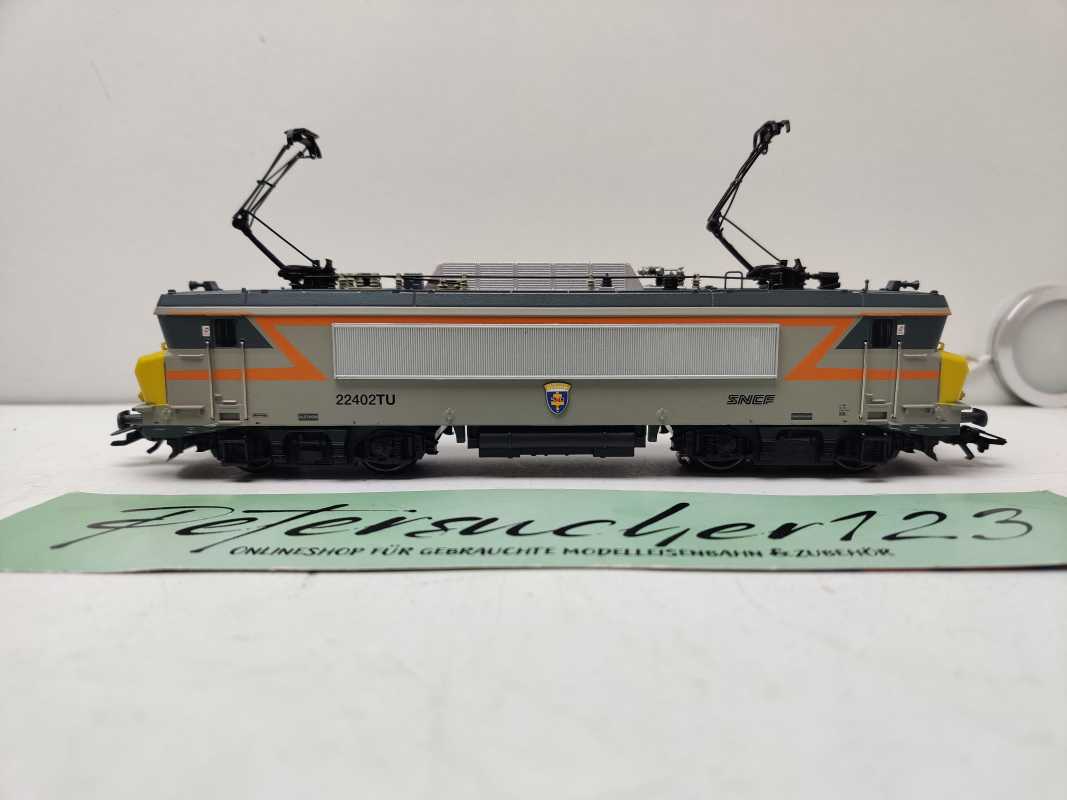Märklin H0 AC 83320 / Elektrolokomotive der Serie BB 22200 / SNCF / Umbau auf Mfx