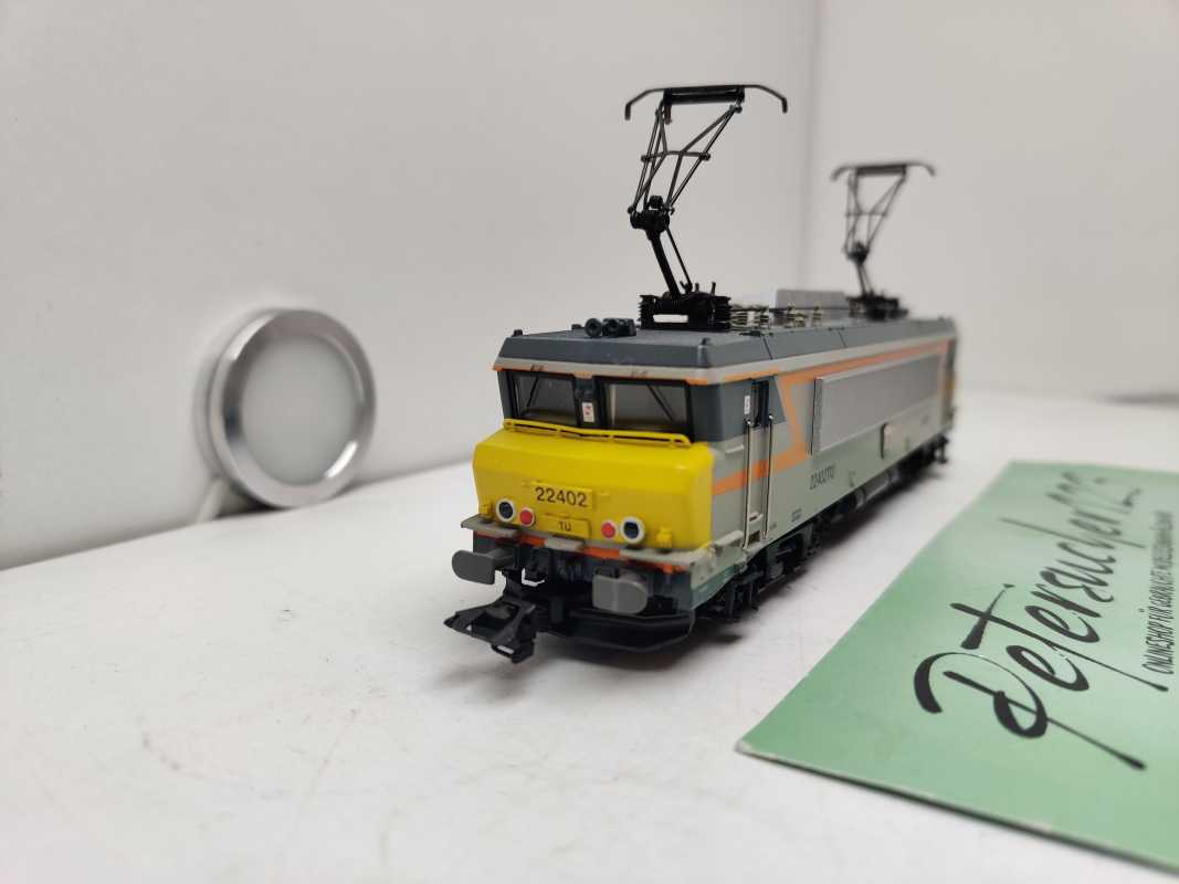 Märklin H0 AC 83320 / Elektrolokomotive der Serie BB 22200 / SNCF / Umbau auf Mfx