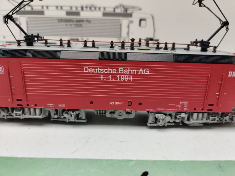 Märklin H0 AC 83443 / BR143 E-Lok / Rot / Delta-Digital / DR / OVP
