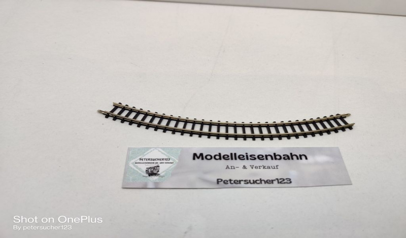 Märklin Mini-Club Z DC 8510 gebogenes Gleis / R 145 mm