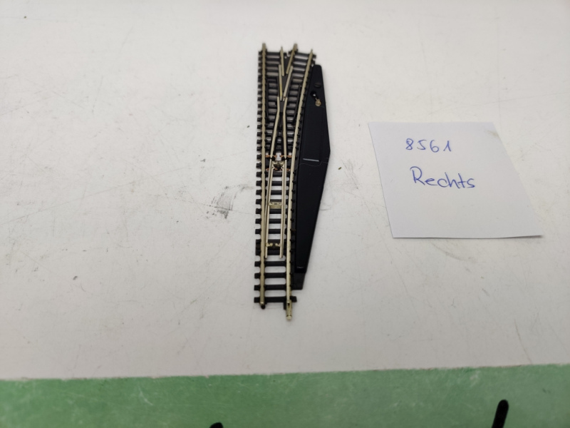 Märklin Mini-Club Z DC 8561 Handweiche Rechts