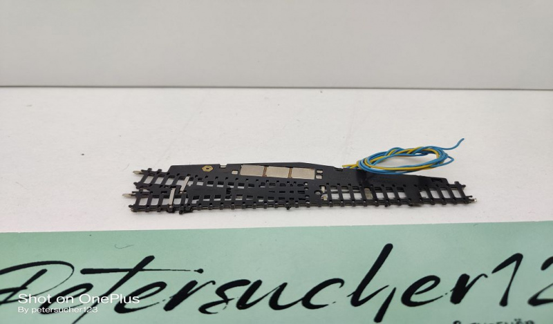 Märklin Mini-Club Z DC 8562 elektr. magn. Weiche / links / L 110 mm / F