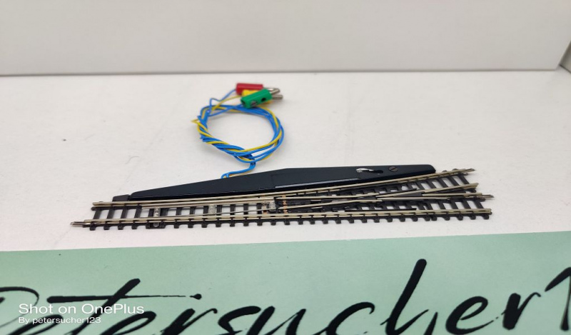 Märklin Mini-Club Z DC 8562 elektr. magn. Weiche / links / L 110 mm / aus Start-Set