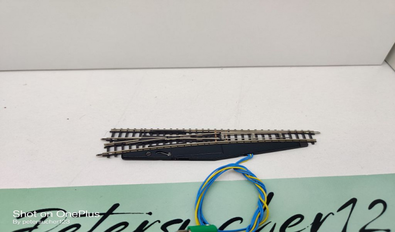 Märklin Mini-Club Z DC 8562 elektr. magn. Weiche / links / L 110 mm / aus Start-Set