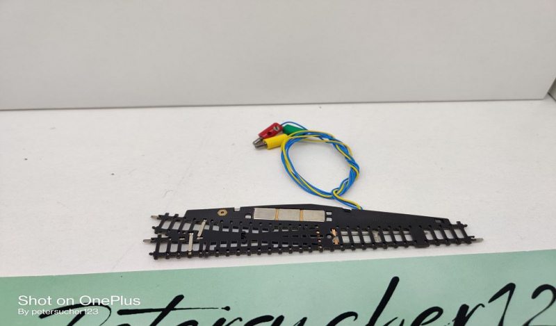 Märklin Mini-Club Z DC 8562 elektr. magn. Weiche / links / L 110 mm / aus Start-Set