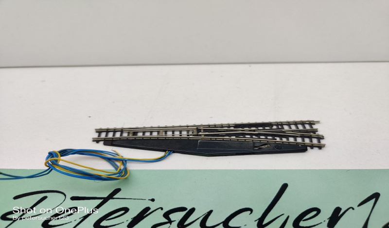 Märklin Mini-Club Z DC 8563 elektr. magn. Weiche / rechts / L 110 mm / F